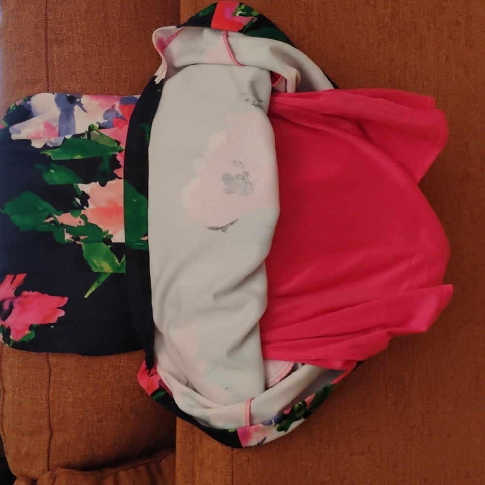 Floral Sleeveless Dress - Picture 3 of 3